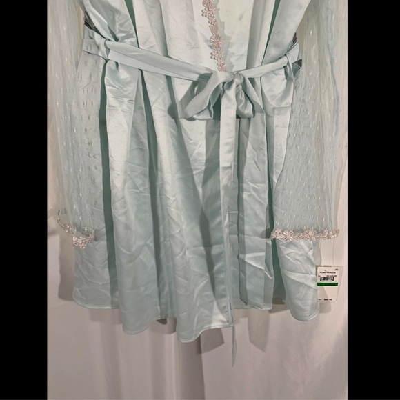 NWT $88 Flora Nikrooz Showstopper Robe in Sea Glass [SZ Large‎ ] - Picture 4 of 8